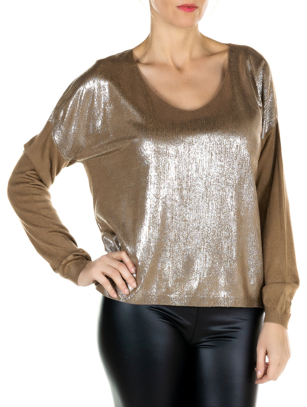 V-neck with Foil print