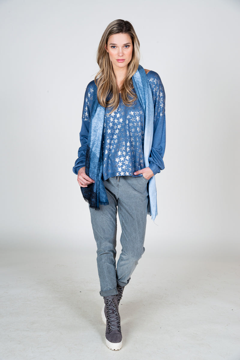 V-Neck top with Star Print
